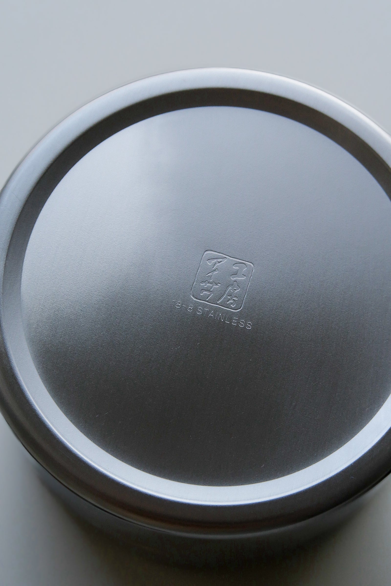 Kanister do herbaty ze stali nierdzewnej